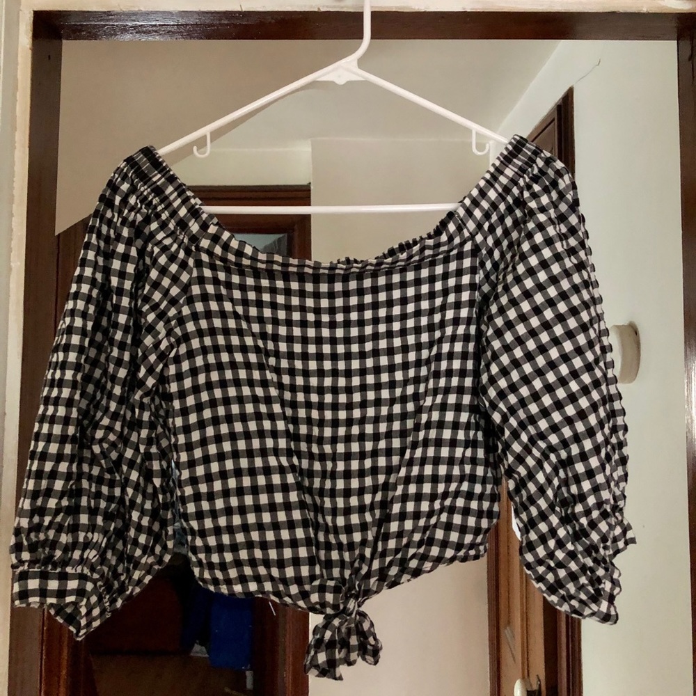 Gingham off shoulder puff sleeve blouse Forever 21